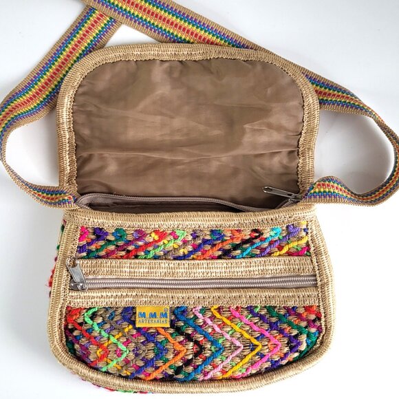 M.M.M Artesanías Multicolor Woven Crossbody Bag I Boho Festival Hippie Style - Picture 4 of 6